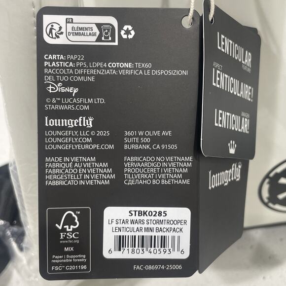 Loungefly Star Wars Stormtrooper Lenticular Cosplay Mini Backpack. NWT - Picture 9 of 10